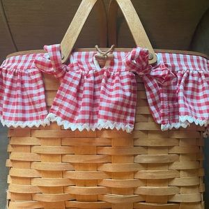 Vintage Longaberger Picnic Basket - Excellent Condition